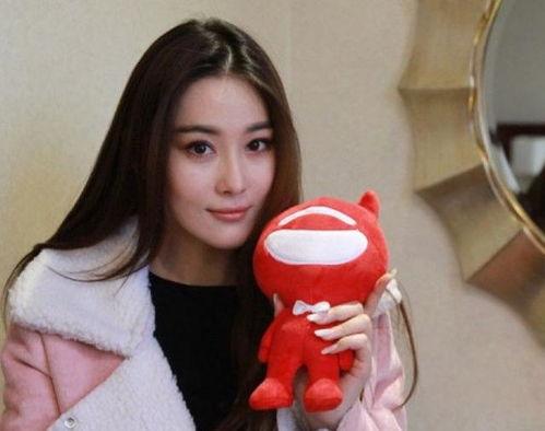 张馨予何捷娱乐大爆料,揭秘明星夫妻背后的故事